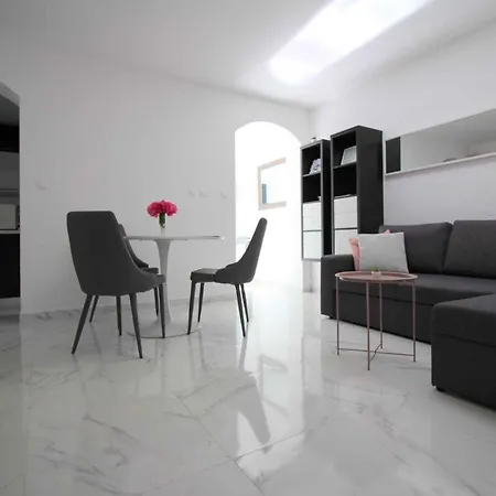 In - Istrien 40339 Apartment