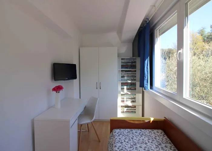 Апартаменти In - Istrien 40339 Пореч