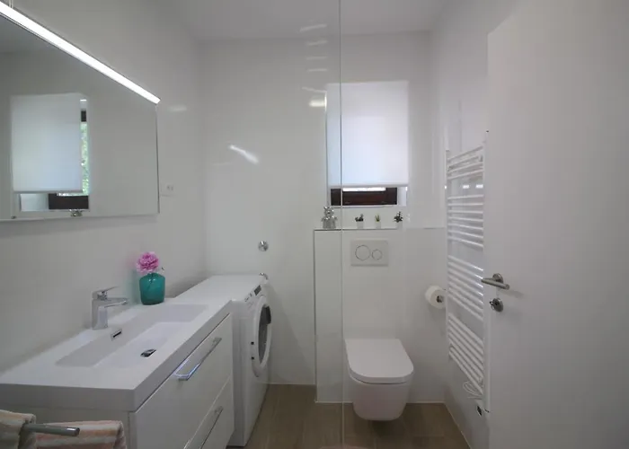 In - Istrien 40339 Апартаменти